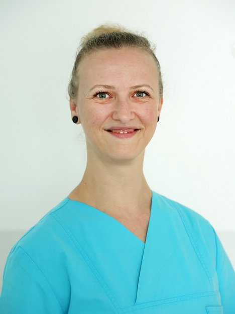 Katrin Kracht, Medizinische Fachangestellte